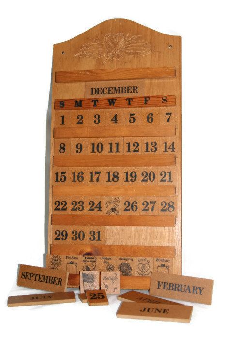 3 month wooden calendar frame 22