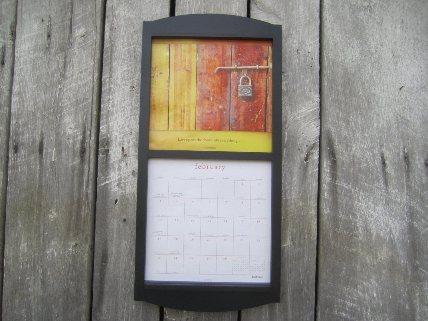 3 month wooden calendar frame 32