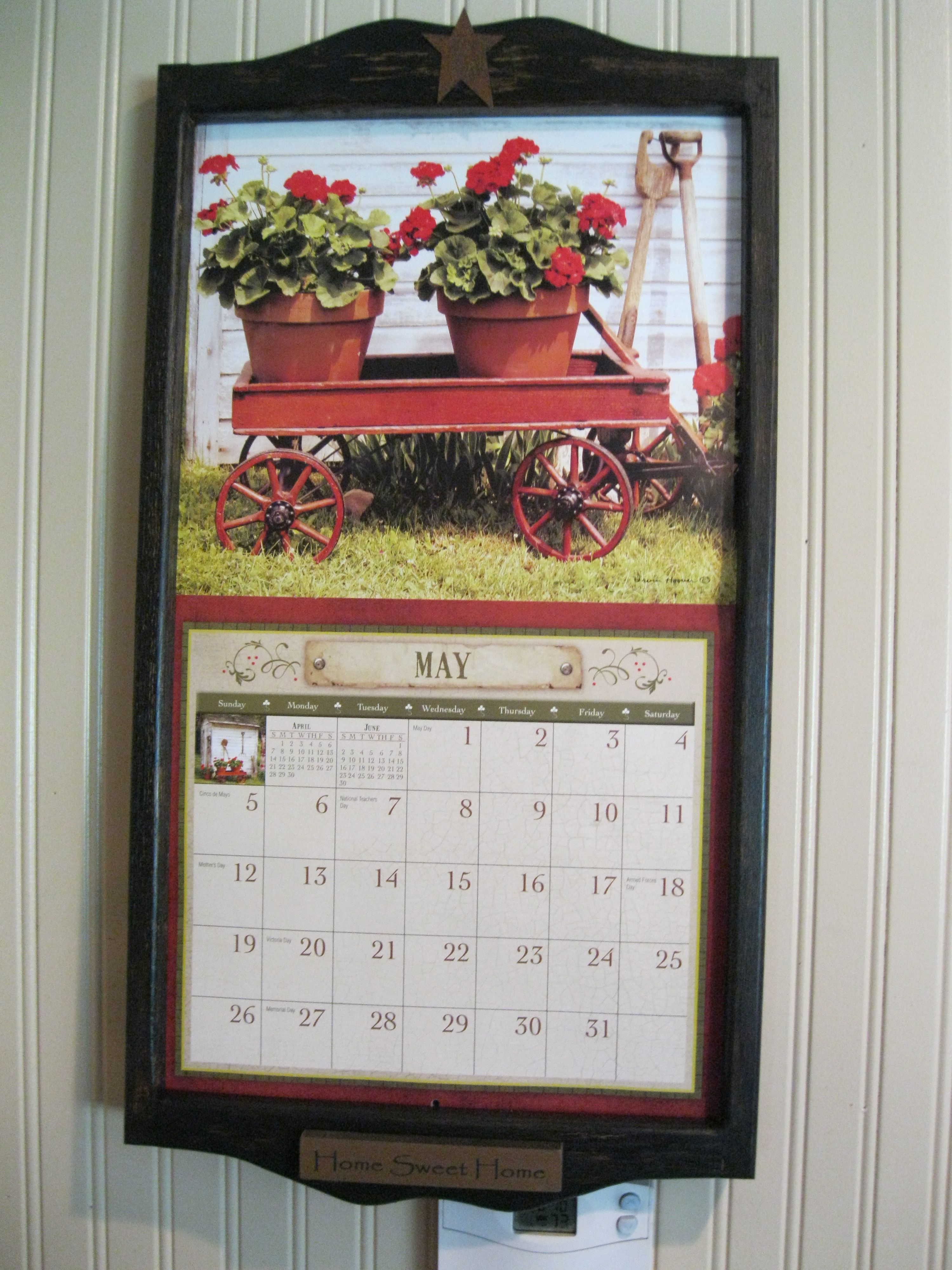 3 month wooden calendar frame 8